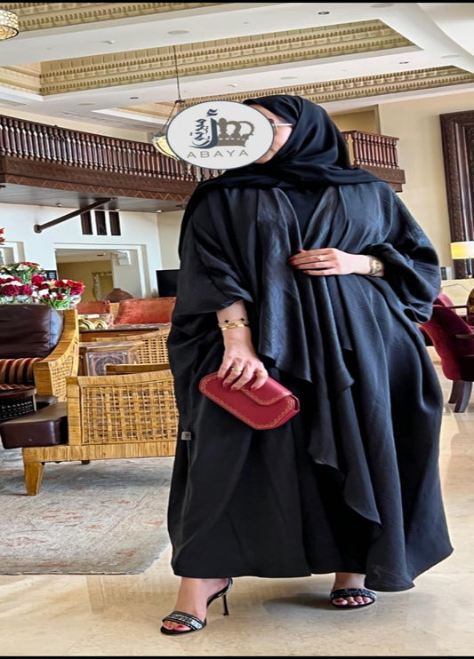 عباة أميرتي رافلز اسود