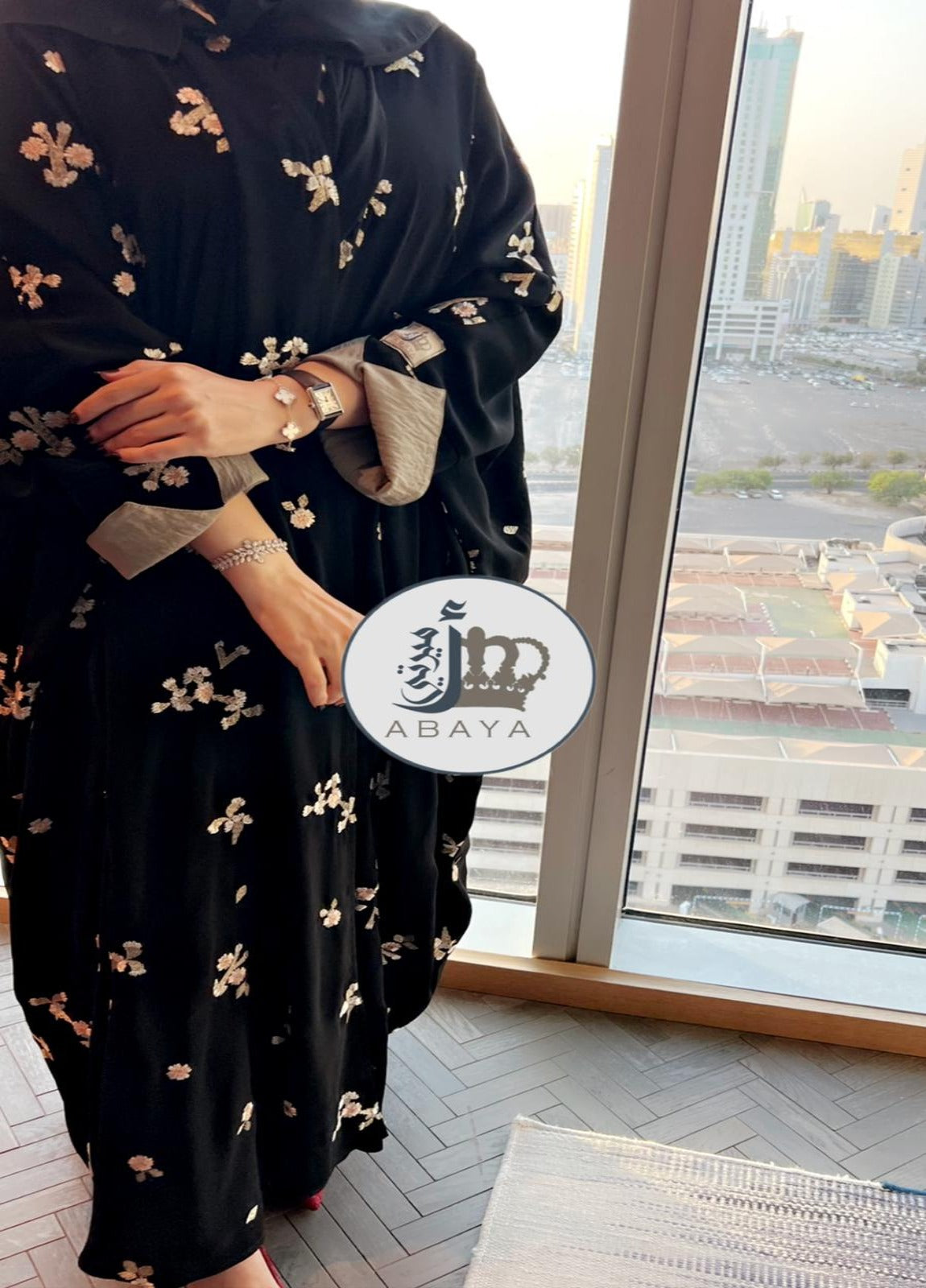 عباة أميرتي ورد