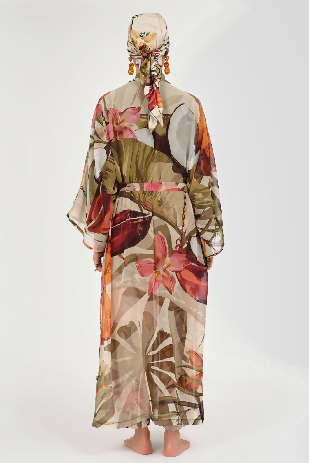 💚 بوركيني تركي 6 قطع – زيتي بنقش راقي