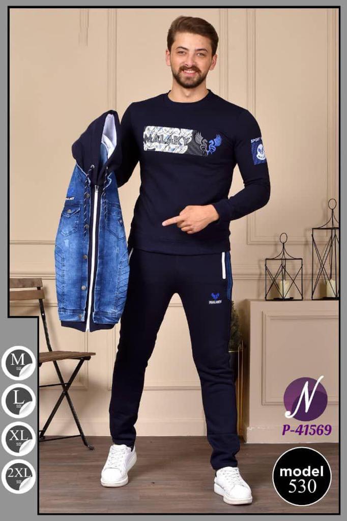 ملابس