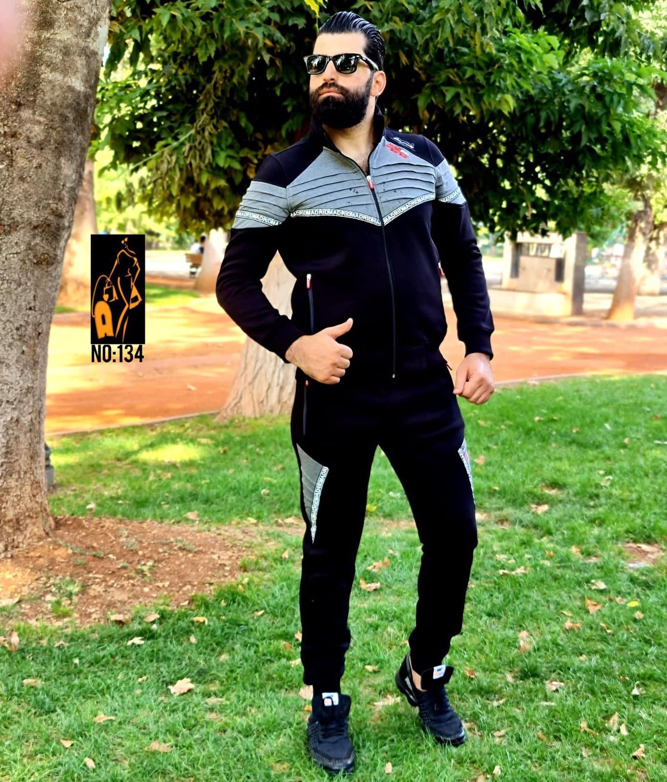 ملابس