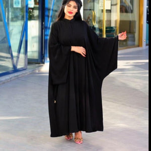 عبايه موديل القطري معاها ملفع والخام درجه اولي