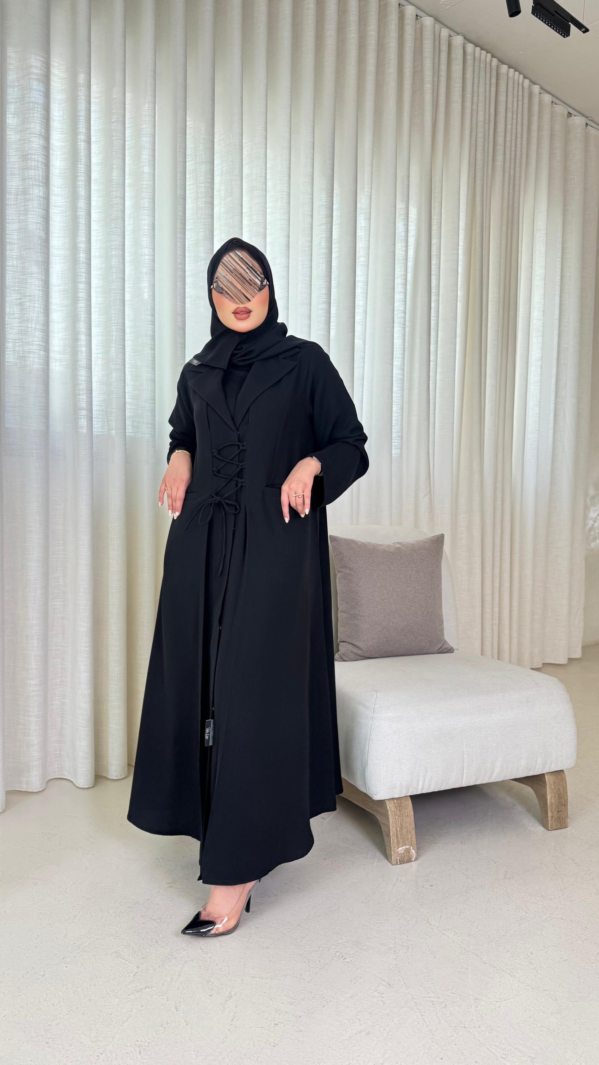 عبايه ساده مع ربطات - 2