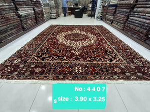 عالم السجاد الإيراني