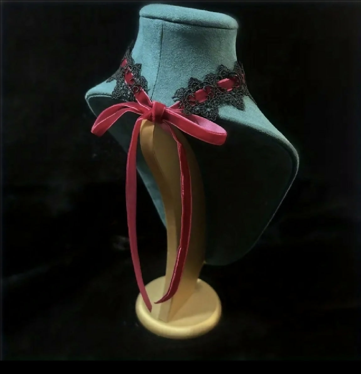 VEMO| Elegant Gothic Lace Choker Necklace