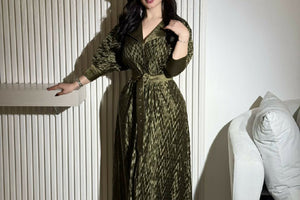 فستان بحزام خارجي