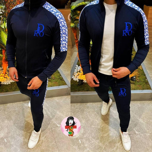 ملابس