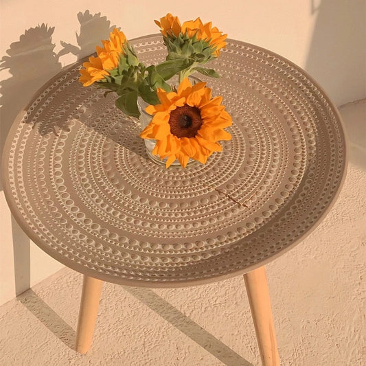 طاولة انتيك دائرية